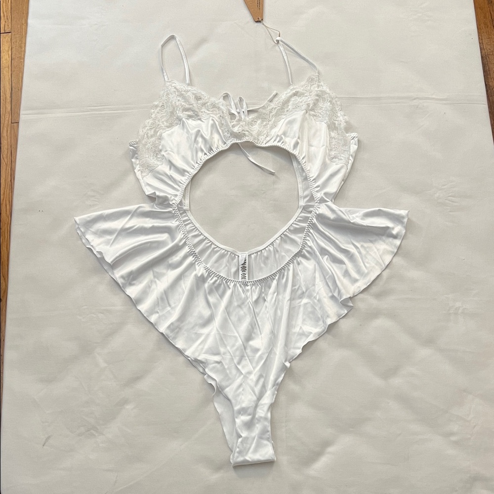 SKIMS WOVEN SHINE SILK TEDDY BODYSUIT